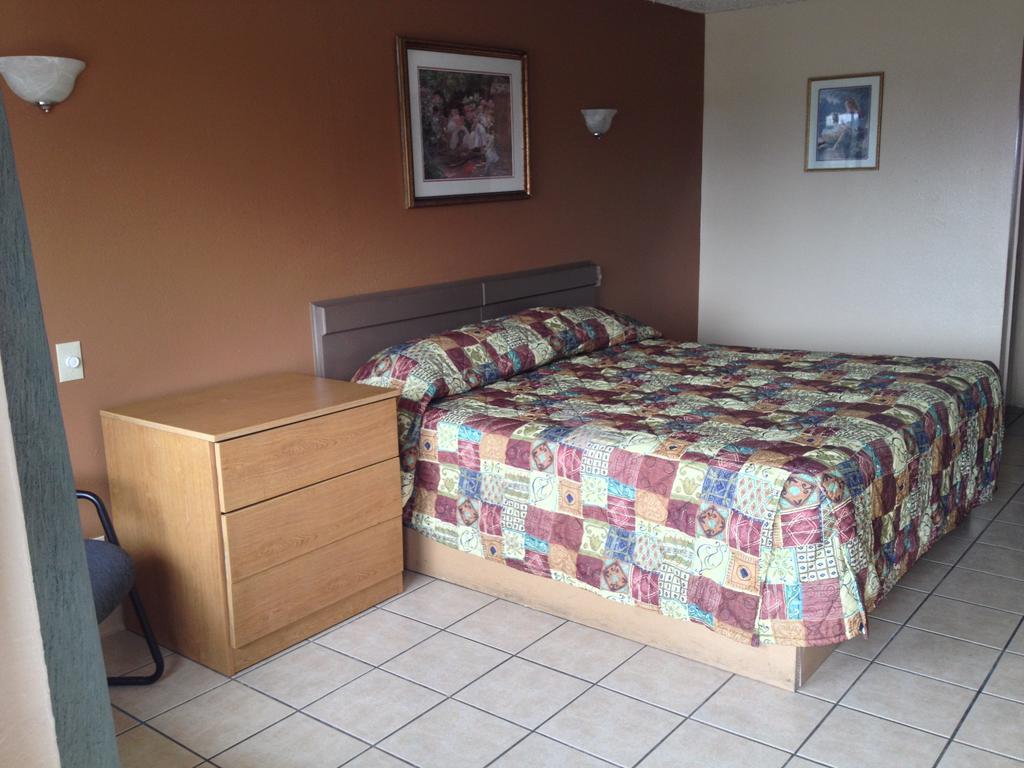 Austin Motor Inn 部屋 写真