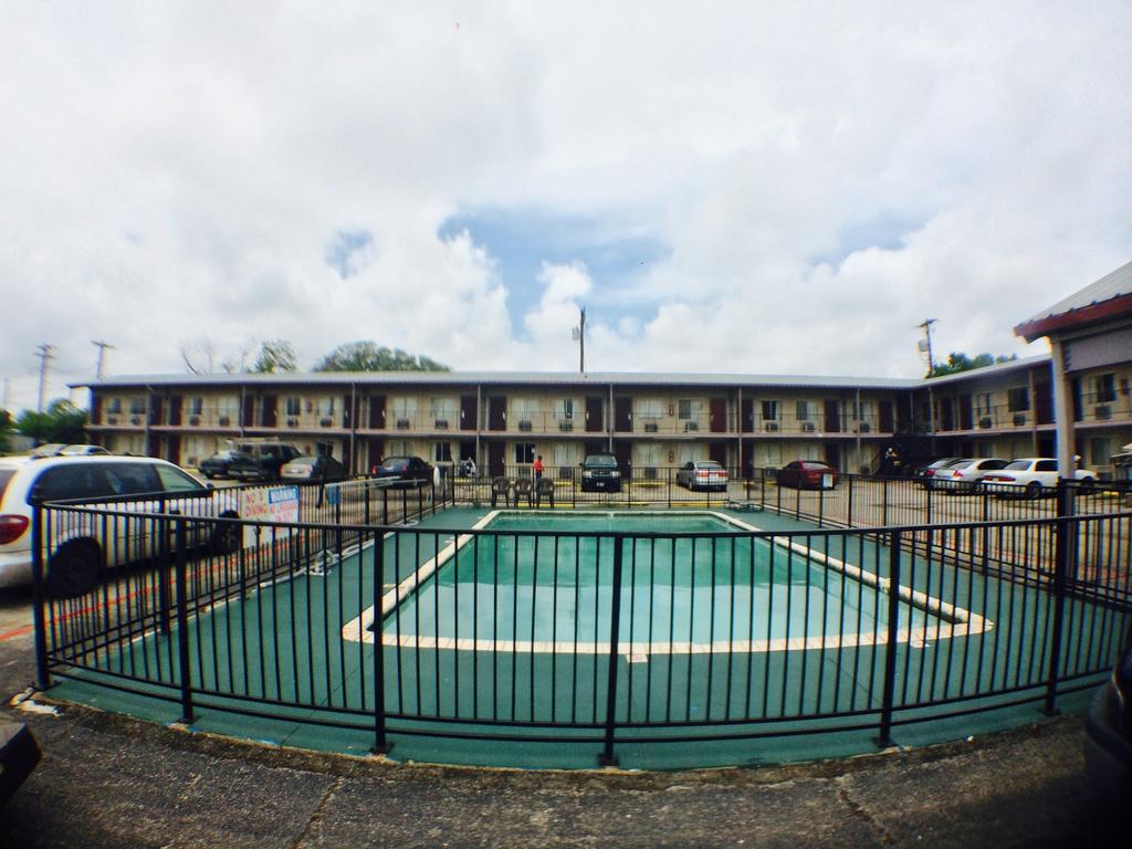 Austin Motor Inn エクステリア 写真